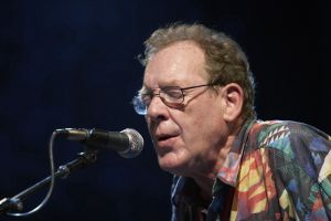 Phil Minton