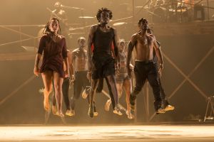 Monstres, on ne danse pas pour rien / DeLaVallet Bidiefono - Compagnie Baninga 